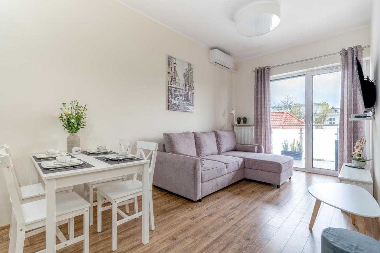 Apartament G11 Z Miejscem Parkingowym Thorn Exterior foto